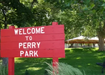 Rhino Rooter welcomes you to Perry Park, showing a friendly spot where expert plumbers help with pipe and sewer repairs.